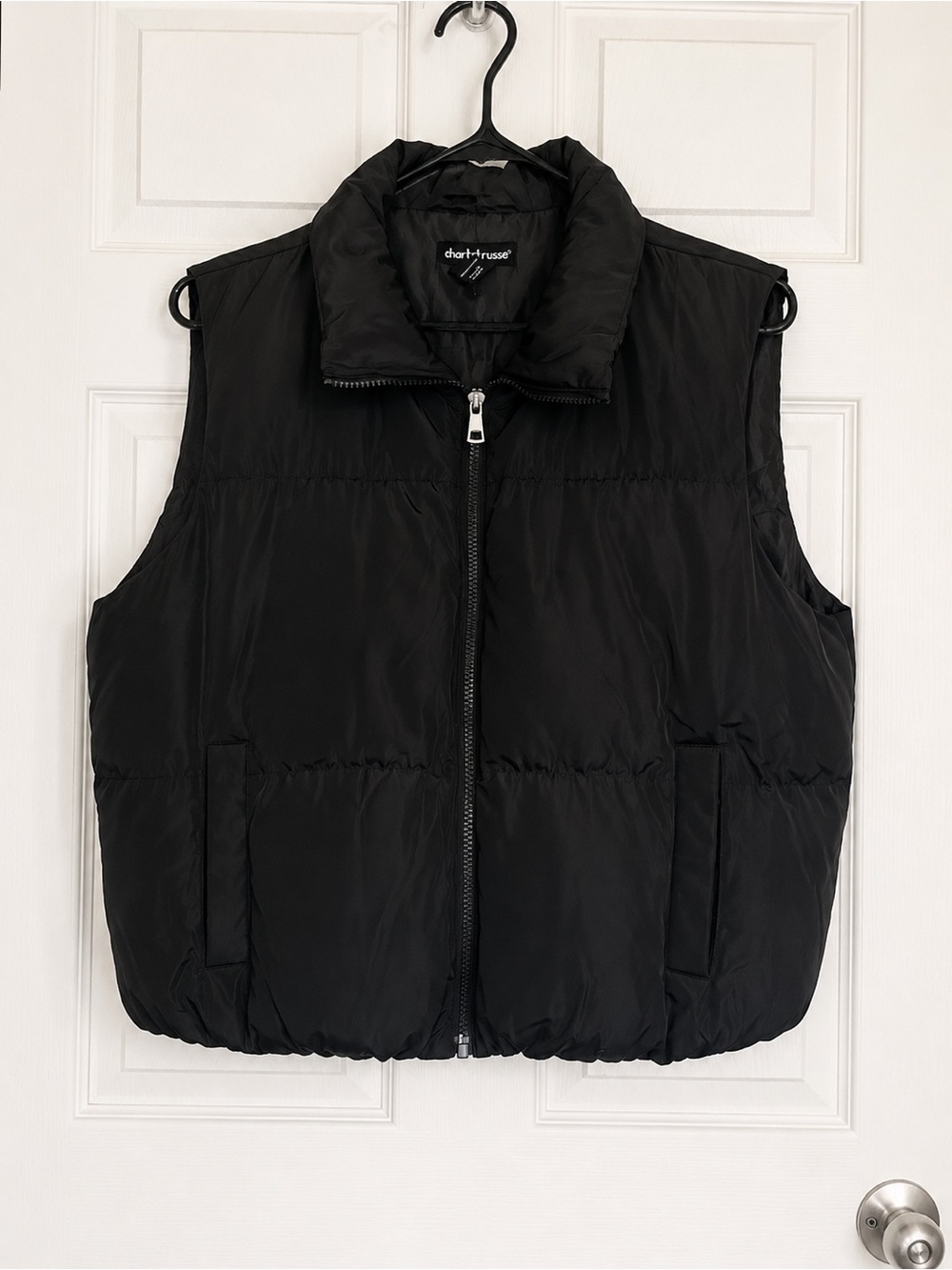 Women’s Charter Club Black Puffer Vest - small
